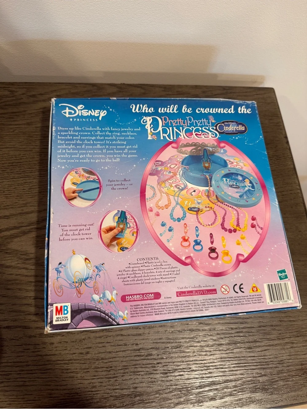 Cinderella Pretty Princess Game - Vintage 2005 MB Hasbro - One Piece Missing